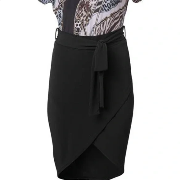 Plus Size 1X Black multi color with Animal Print Midi Dress brand New. - Picture 7 of 8